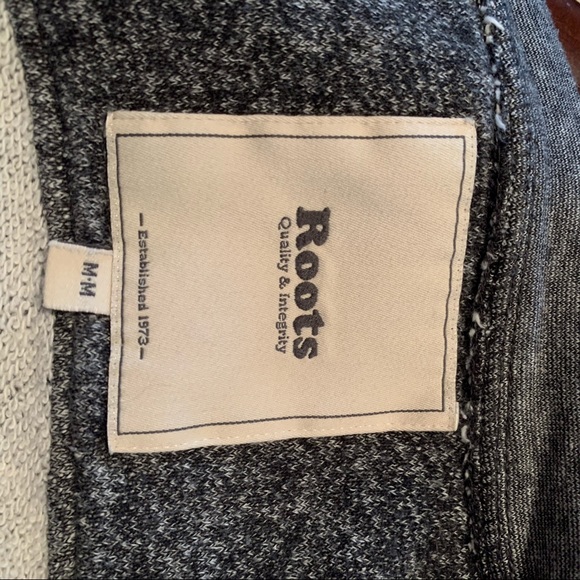 Roots sleeveless sweatshirt - Picture 3 of 3